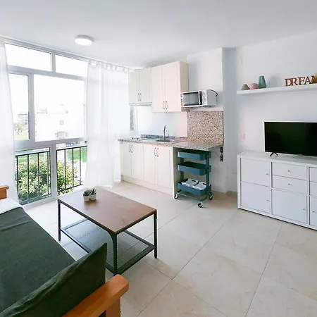 The White Flat Daire