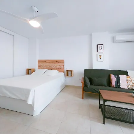 The White Flat